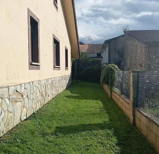 Acebos. Mar, Montana, Cuevas * Rasines